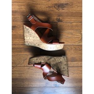 👡 Mossimo Cognac Wedge